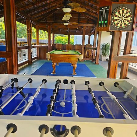 Mais Oui Villa Discovery Bay Kültér fotó