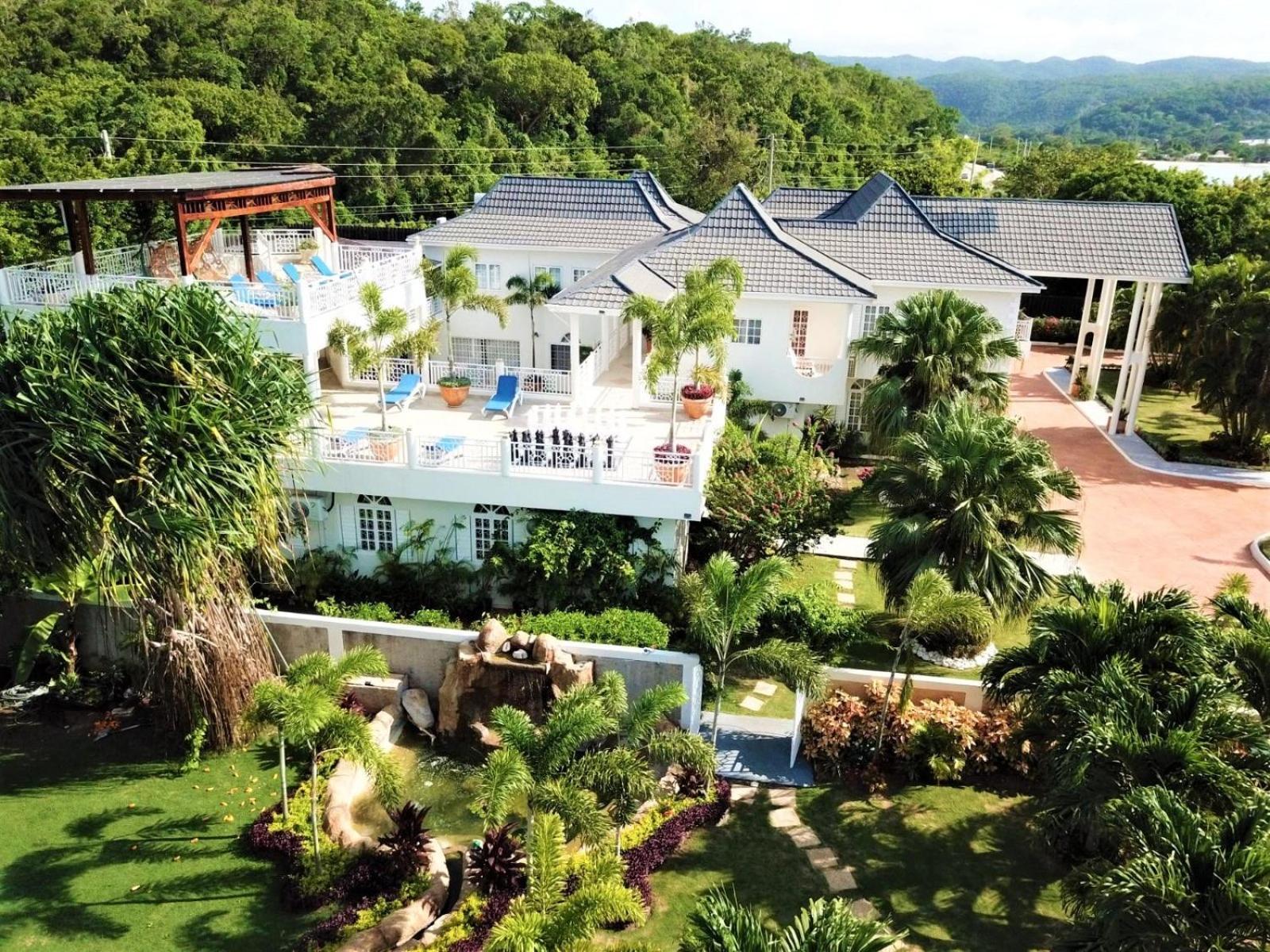 Mais Oui Villa Discovery Bay Kültér fotó
