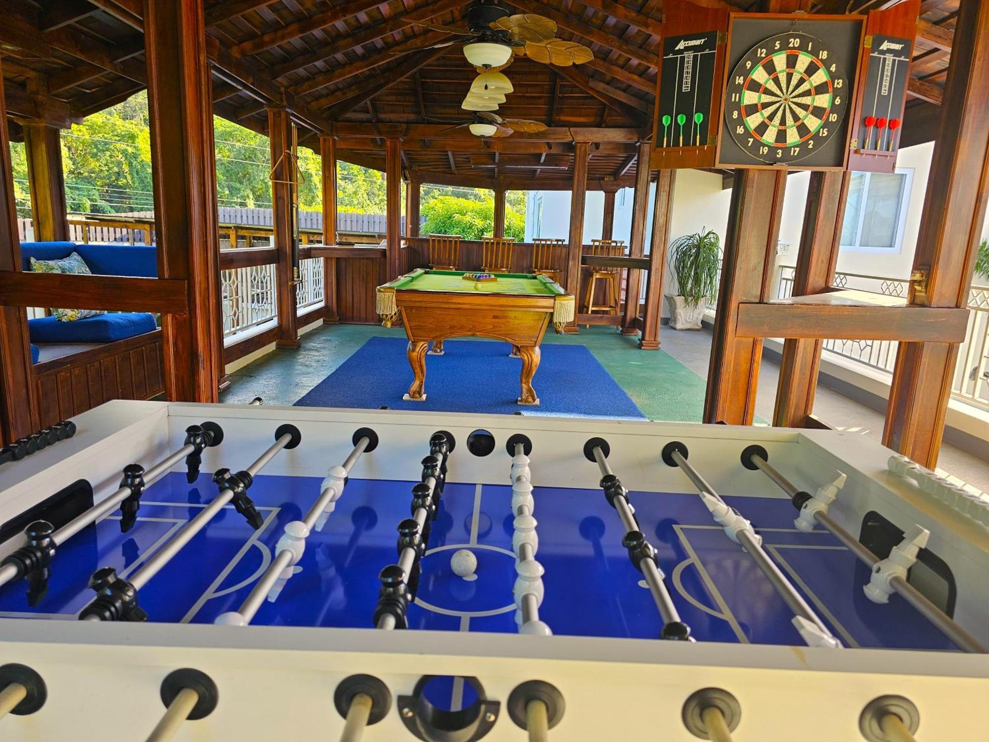Mais Oui Villa Discovery Bay Kültér fotó